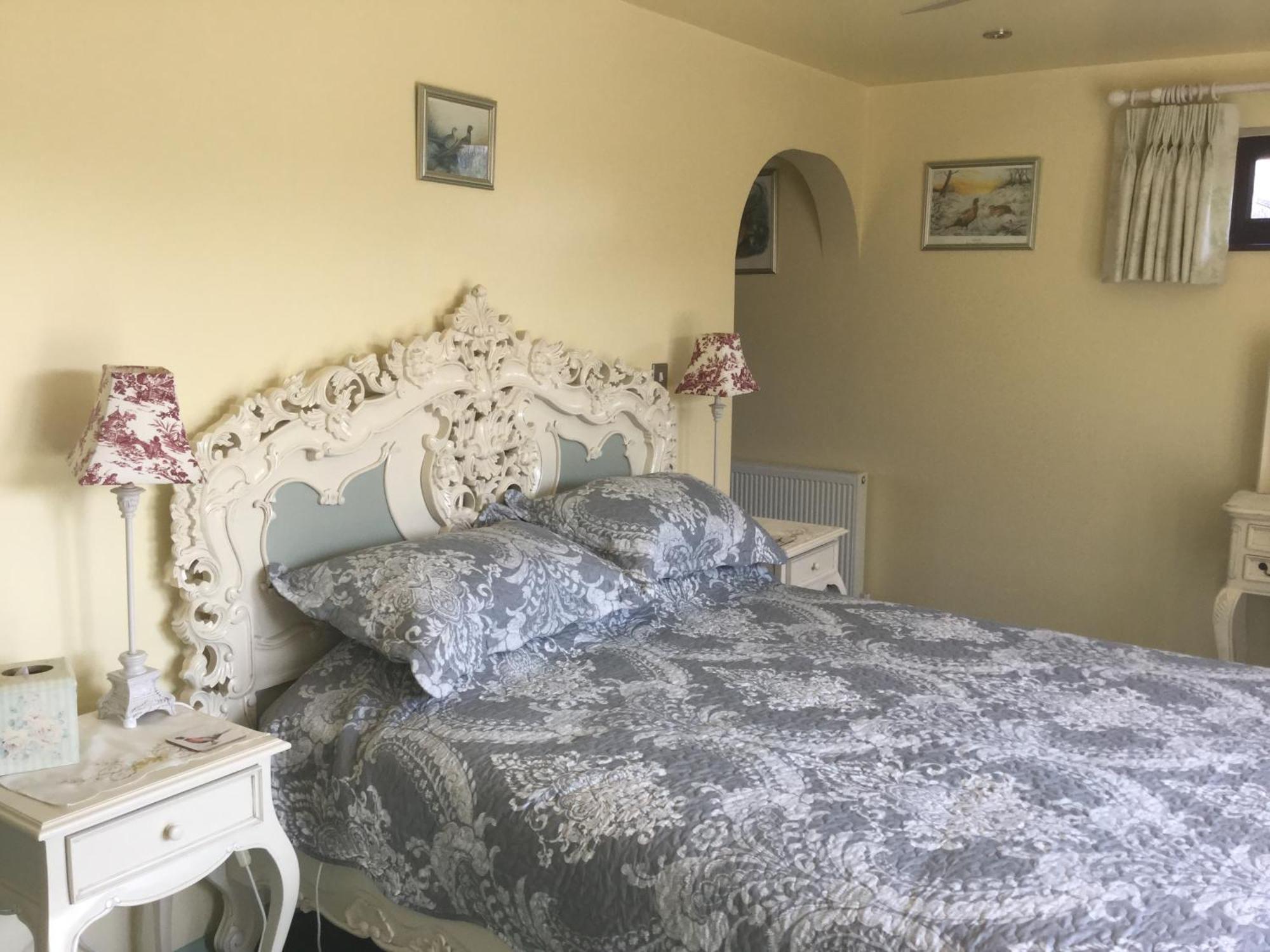 Pheasant Suites Colchester Bagian luar foto