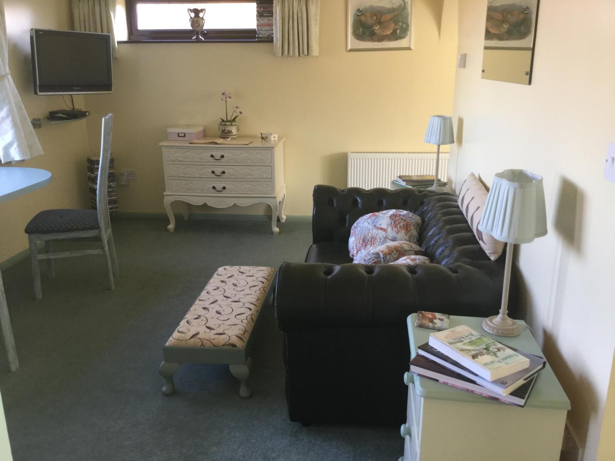 Pheasant Suites Colchester Bagian luar foto